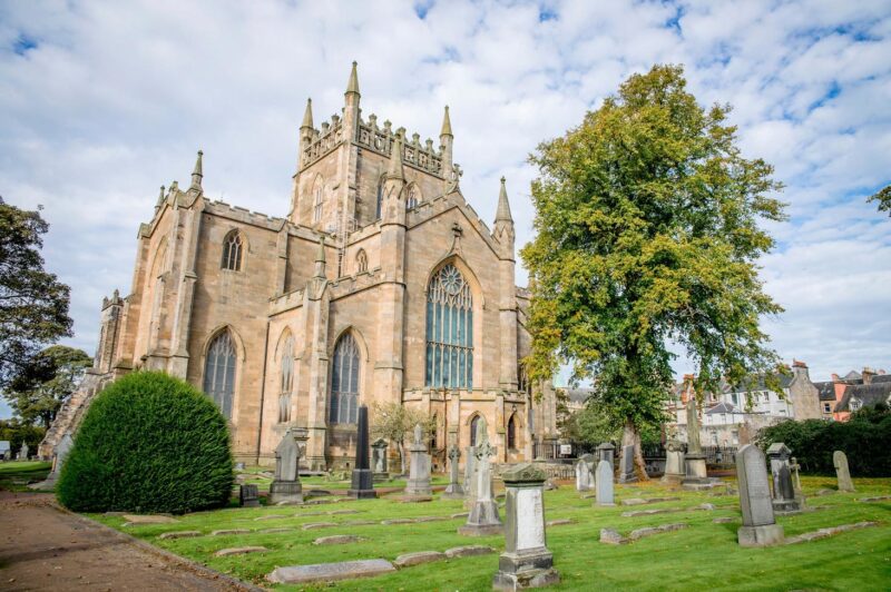 Dunfermline Abbey view 3