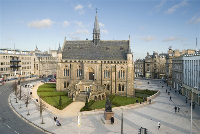 The McManus: Dundee's Art Gallery & Museum, Dundee – Galleries ...